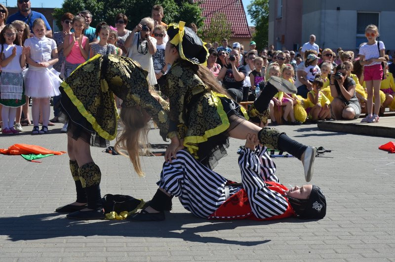 Plac zabaw na Dzień Dziecka