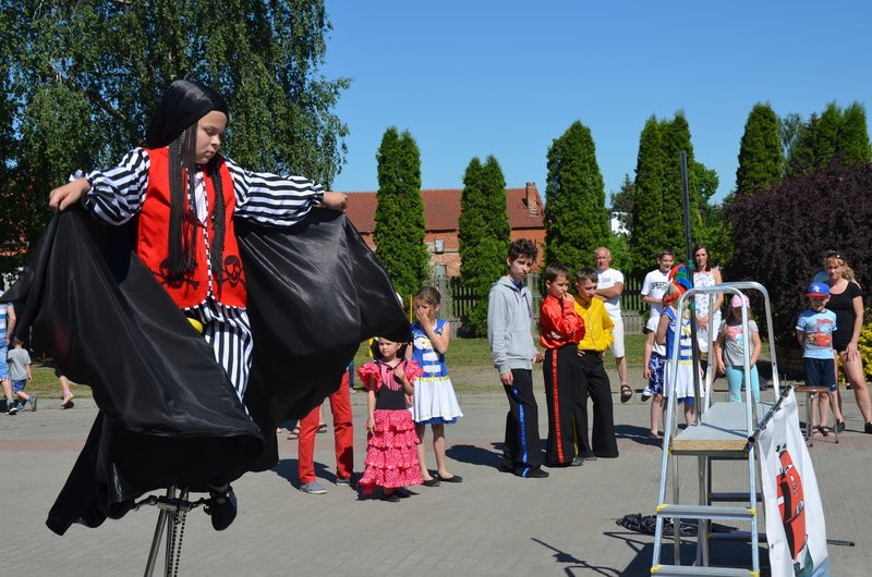 Plac zabaw na Dzień Dziecka