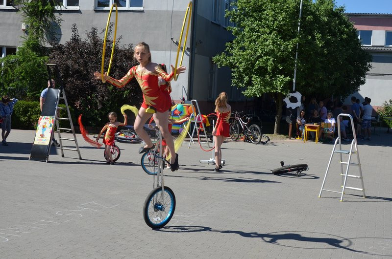 Plac zabaw na Dzień Dziecka