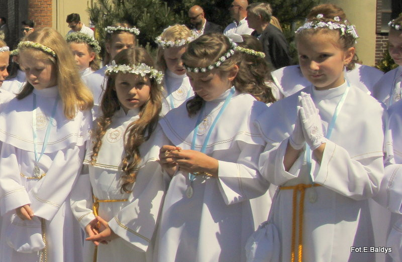 I Komunia Święta w Gronowie (zdjęcia)