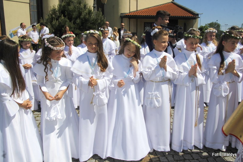 I Komunia Święta w Gronowie (zdjęcia)