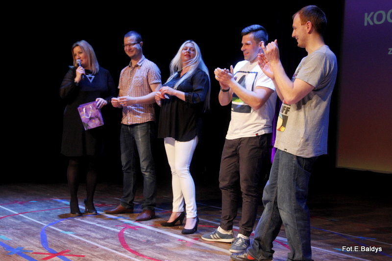 Przedszkolaki z PM 5 wystąpiły dla rodziców w MOK-u (zdjęcia)