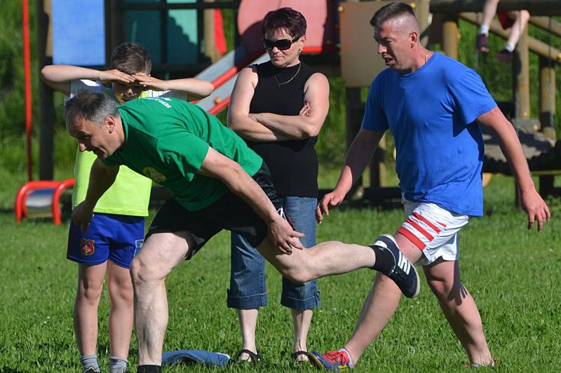 Turniej sportowy w Drobninie (zdjęcia)