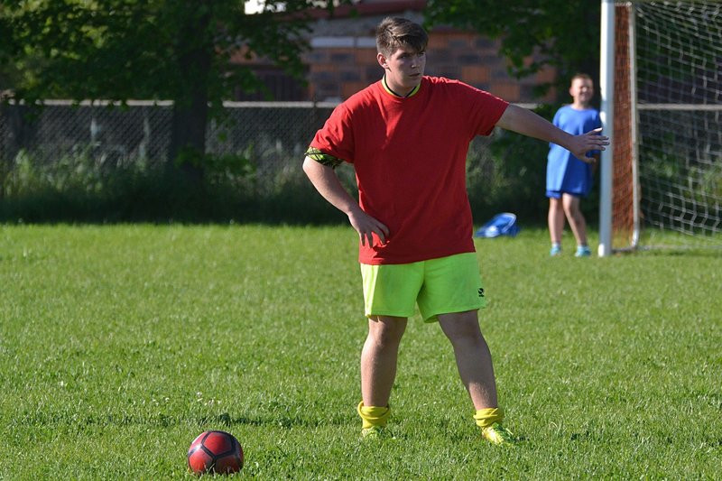 Turniej sportowy w Drobninie (zdjęcia)