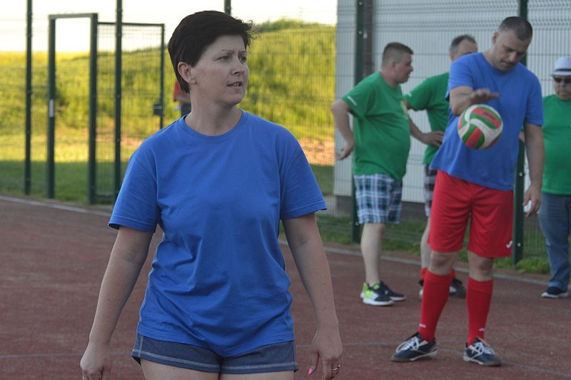 Turniej sportowy w Drobninie (zdjęcia)