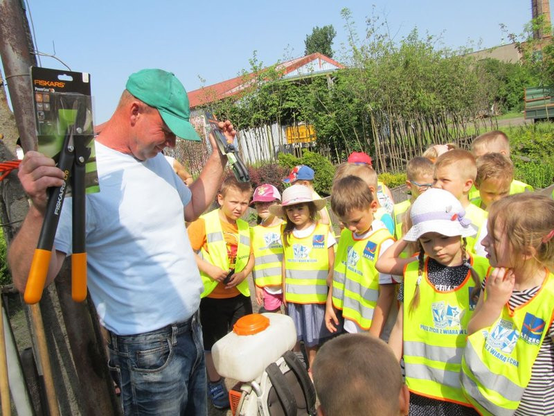 Pracownicy zieleni zapraszają do zakładu (zdjęcia)