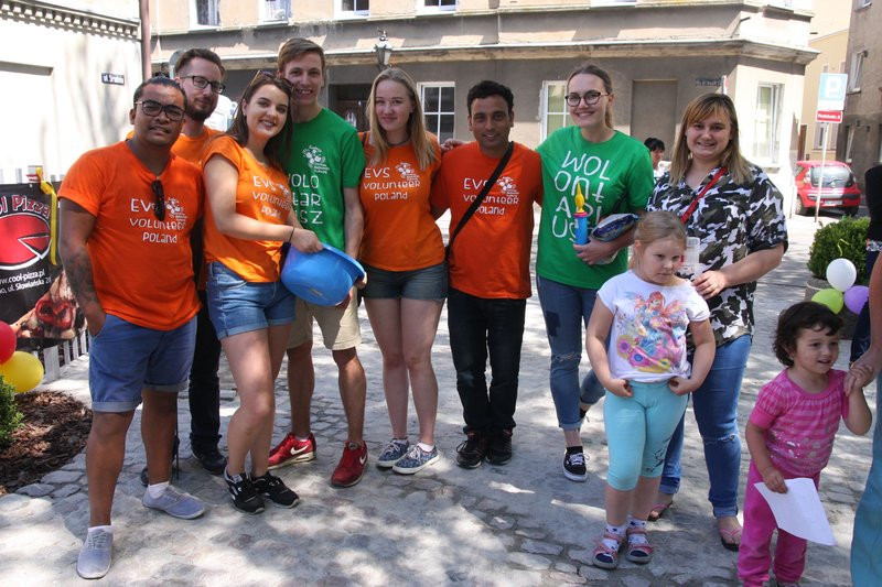 Tęczowy Zakątek pachnący nowością (zdjęcia)