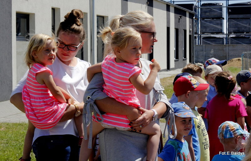 Dzień Dziecka z Mażoretkami (zdjęcia)