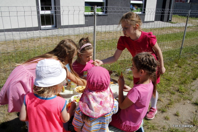 Dzień Dziecka z Mażoretkami (zdjęcia)