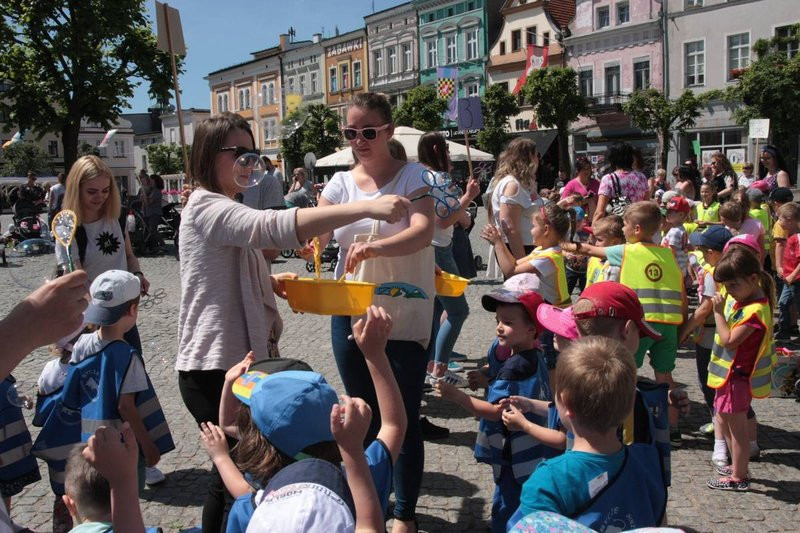 Rynek w bańkach mydlanych (zdjęcia)