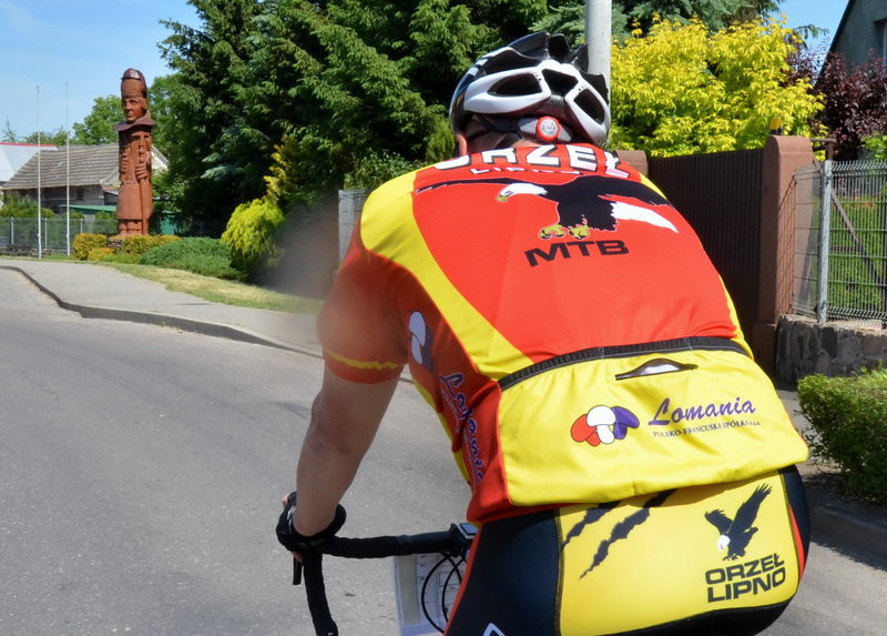 Kolarze na szosach pojezierza (zdjęcia)