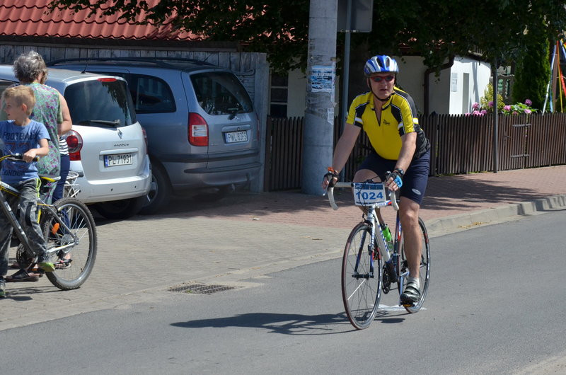 Kolarze na szosach pojezierza (zdjęcia)