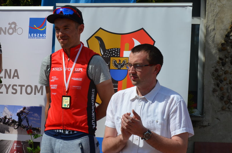 Kolarze na szosach pojezierza (zdjęcia)