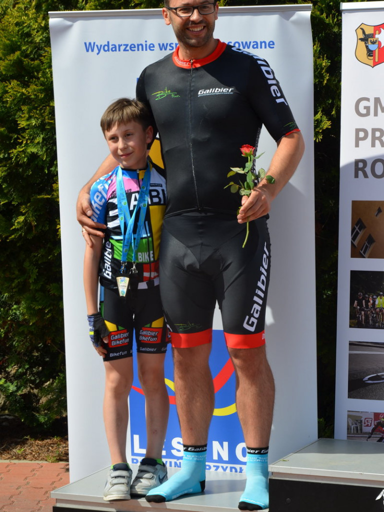 Kolarze na szosach pojezierza (zdjęcia)