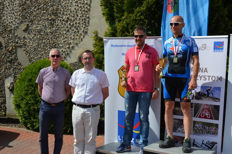 Kolarze na szosach pojezierza (zdjęcia)