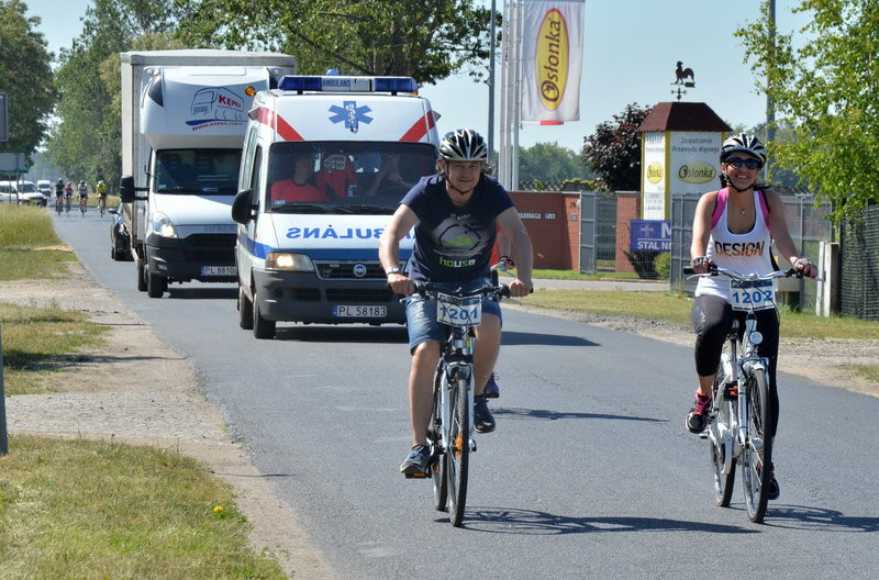 Kolarze na szosach pojezierza (zdjęcia)