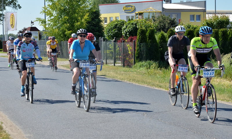 Kolarze na szosach pojezierza (zdjęcia)