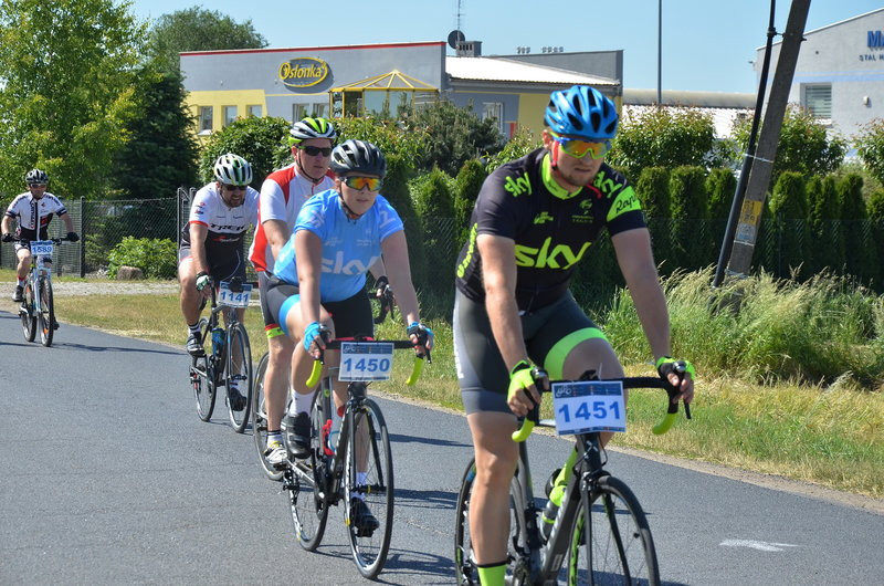 Kolarze na szosach pojezierza (zdjęcia)