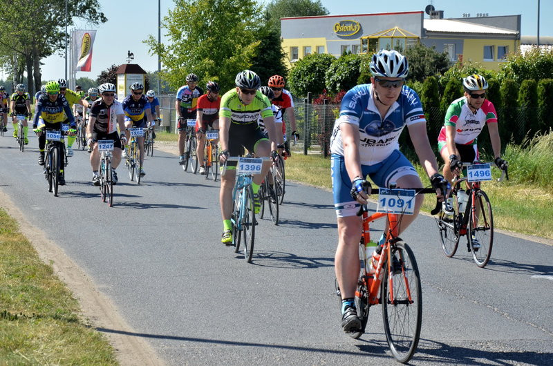 Kolarze na szosach pojezierza (zdjęcia)