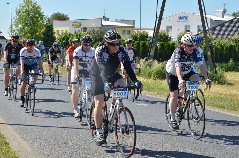 Kolarze na szosach pojezierza (zdjęcia)