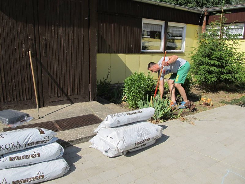 W czynie społecznym dla przedszkola (zdjęcia)