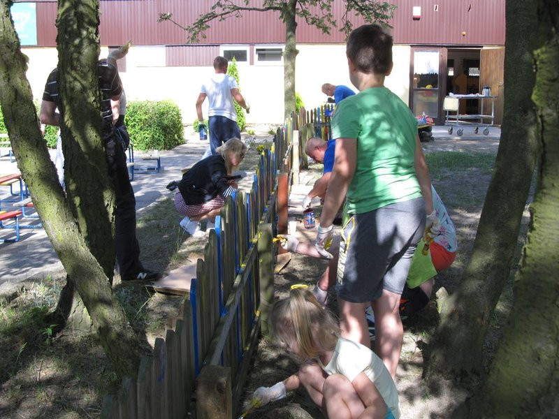 W czynie społecznym dla przedszkola (zdjęcia)