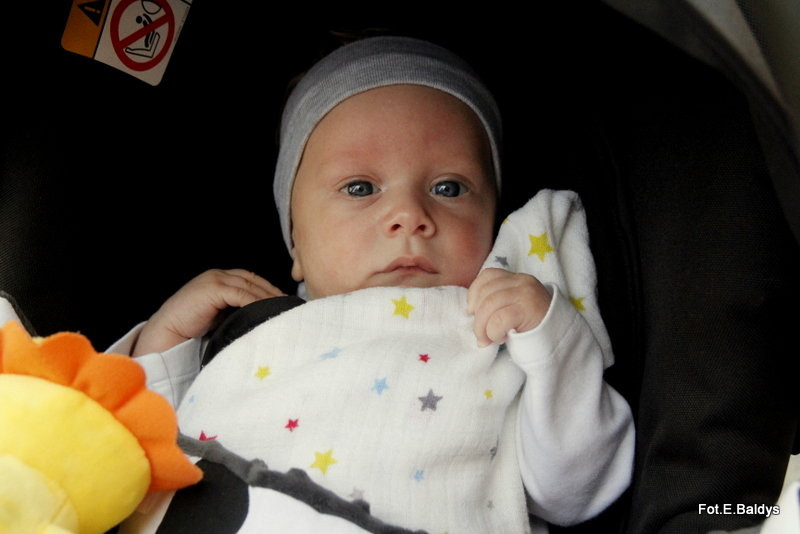 Uroczyście wręczono becikowe (zdjęcia)