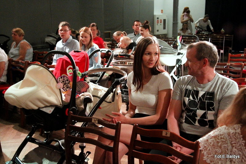 Uroczyście wręczono becikowe (zdjęcia)