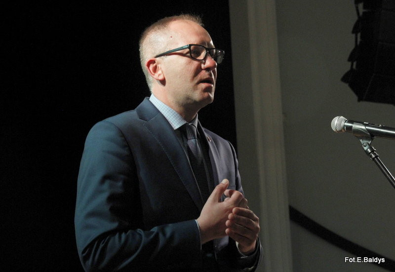 Uroczyście wręczono becikowe (zdjęcia)