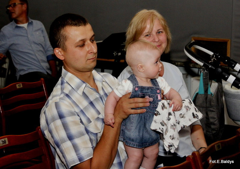 Uroczyście wręczono becikowe (zdjęcia)