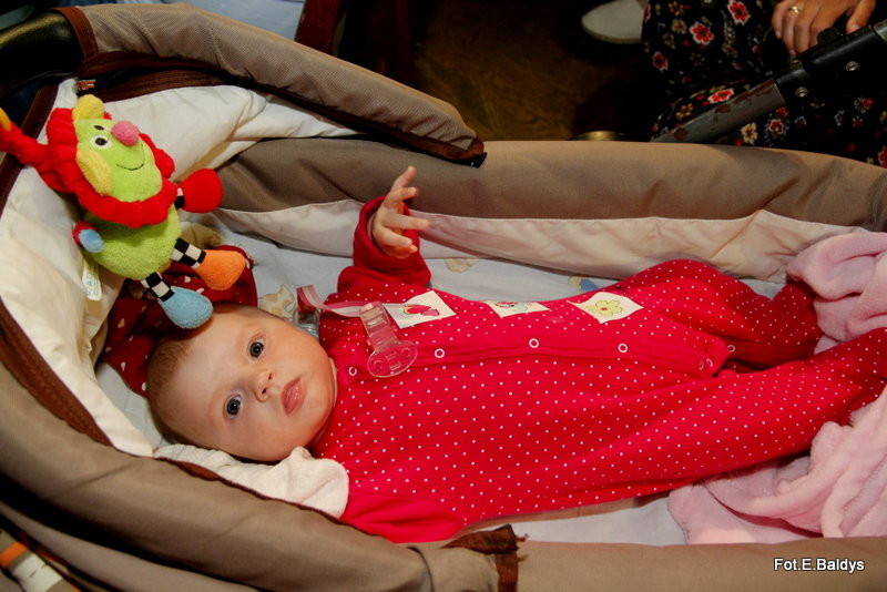 Uroczyście wręczono becikowe (zdjęcia)