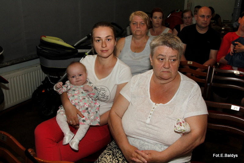 Uroczyście wręczono becikowe (zdjęcia)