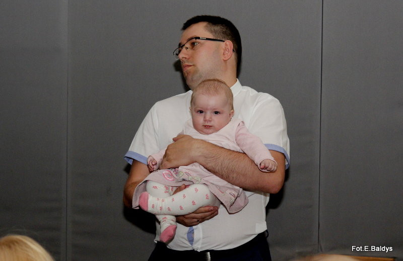 Uroczyście wręczono becikowe (zdjęcia)