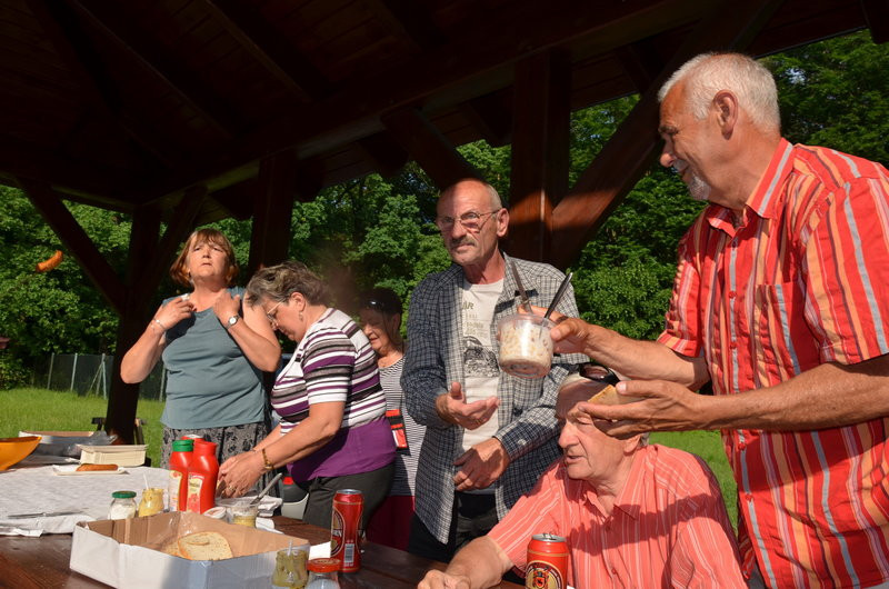 Lwowiacy przy ognisku (zdjęcia)