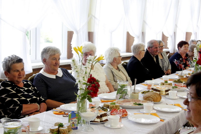 W Belęcinie seniorzy świętowali Dzień Matki i Ojca (zdjęcia)