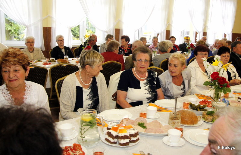 W Belęcinie seniorzy świętowali Dzień Matki i Ojca (zdjęcia)