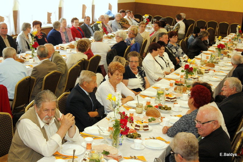 W Belęcinie seniorzy świętowali Dzień Matki i Ojca (zdjęcia)