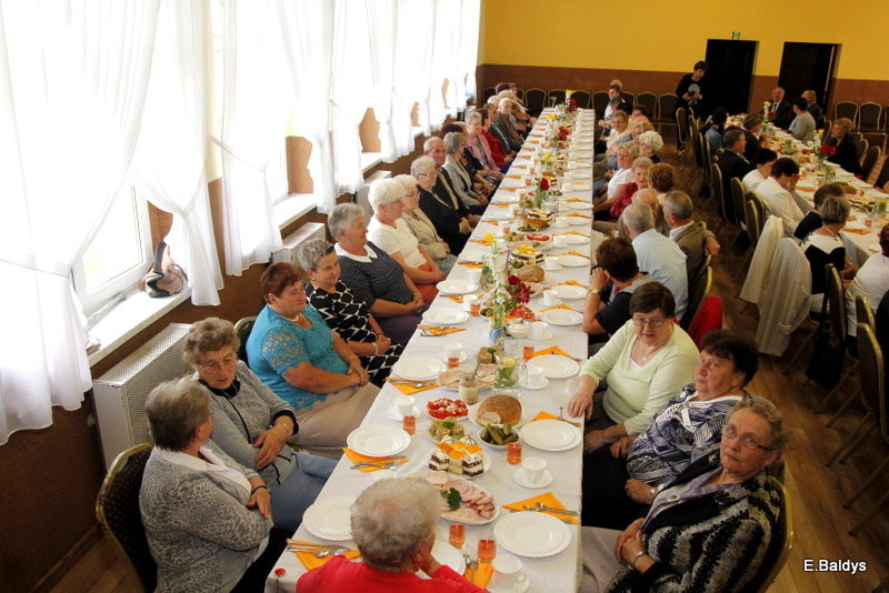 W Belęcinie seniorzy świętowali Dzień Matki i Ojca (zdjęcia)