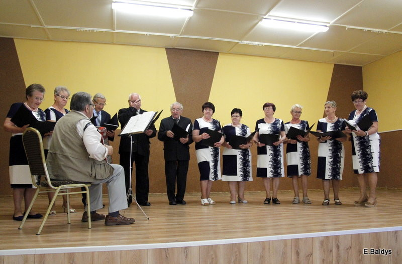 W Belęcinie seniorzy świętowali Dzień Matki i Ojca (zdjęcia)