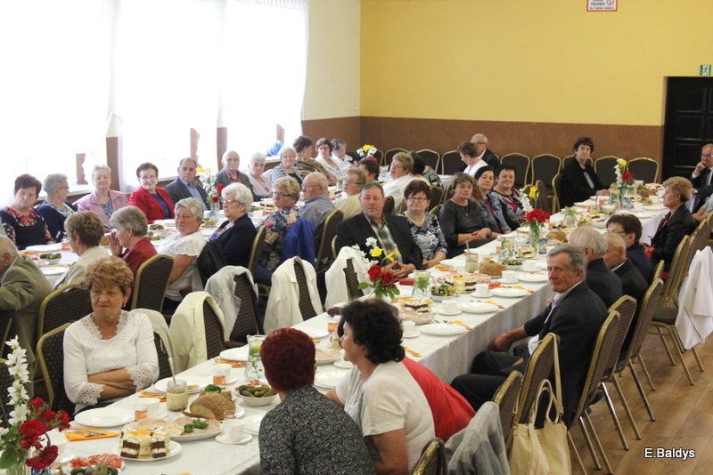 W Belęcinie seniorzy świętowali Dzień Matki i Ojca (zdjęcia)