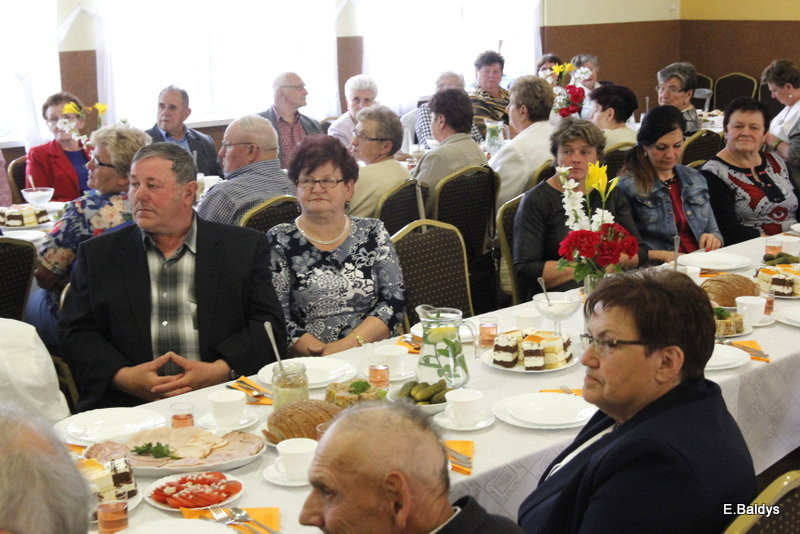 W Belęcinie seniorzy świętowali Dzień Matki i Ojca (zdjęcia)