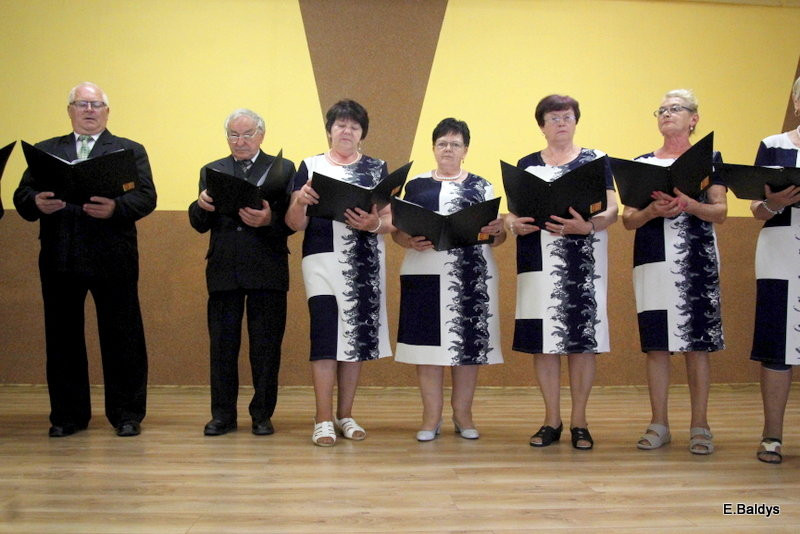 W Belęcinie seniorzy świętowali Dzień Matki i Ojca (zdjęcia)