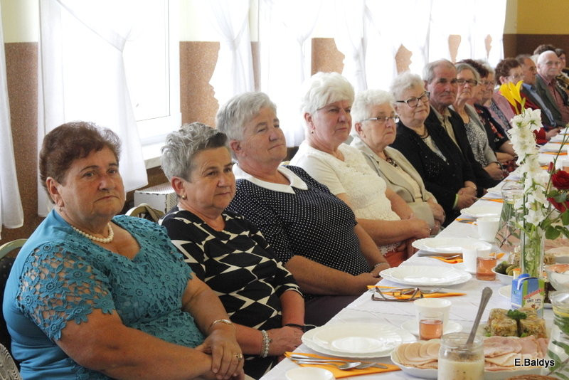 W Belęcinie seniorzy świętowali Dzień Matki i Ojca (zdjęcia)