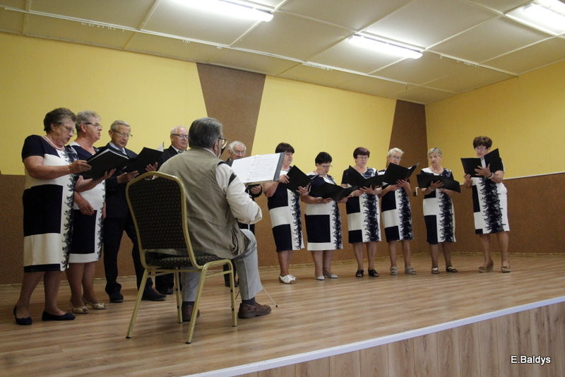 W Belęcinie seniorzy świętowali Dzień Matki i Ojca (zdjęcia)