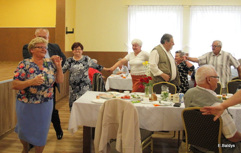 W Belęcinie seniorzy świętowali Dzień Matki i Ojca (zdjęcia)