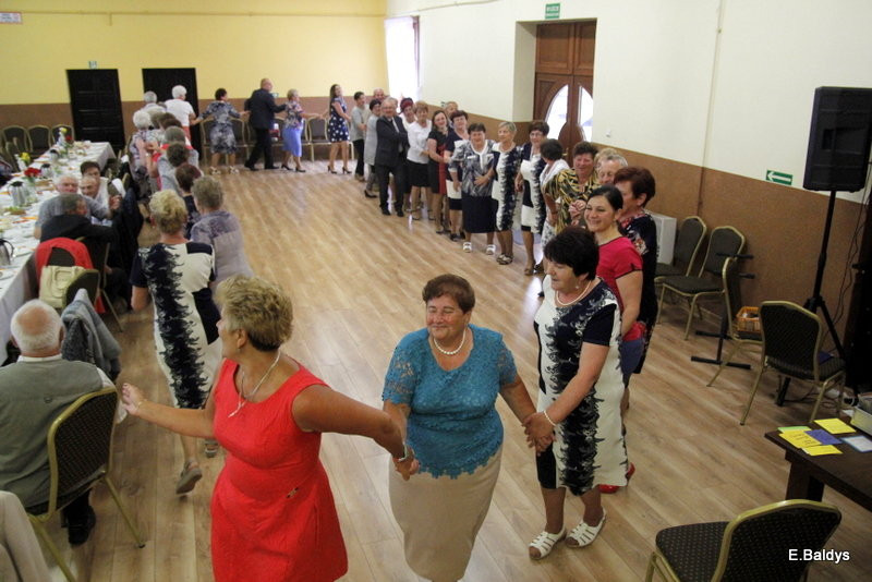 W Belęcinie seniorzy świętowali Dzień Matki i Ojca (zdjęcia)