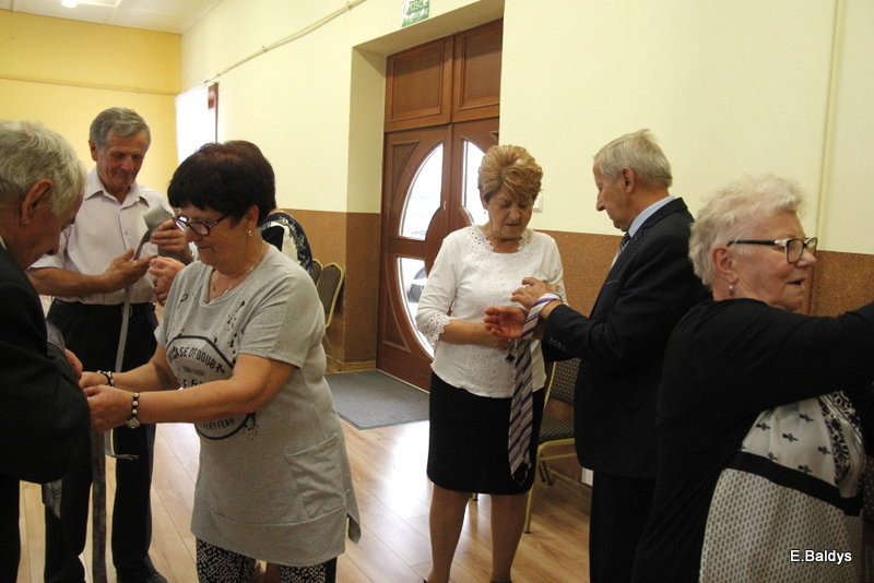 W Belęcinie seniorzy świętowali Dzień Matki i Ojca (zdjęcia)