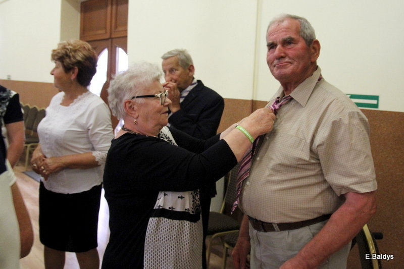 W Belęcinie seniorzy świętowali Dzień Matki i Ojca (zdjęcia)