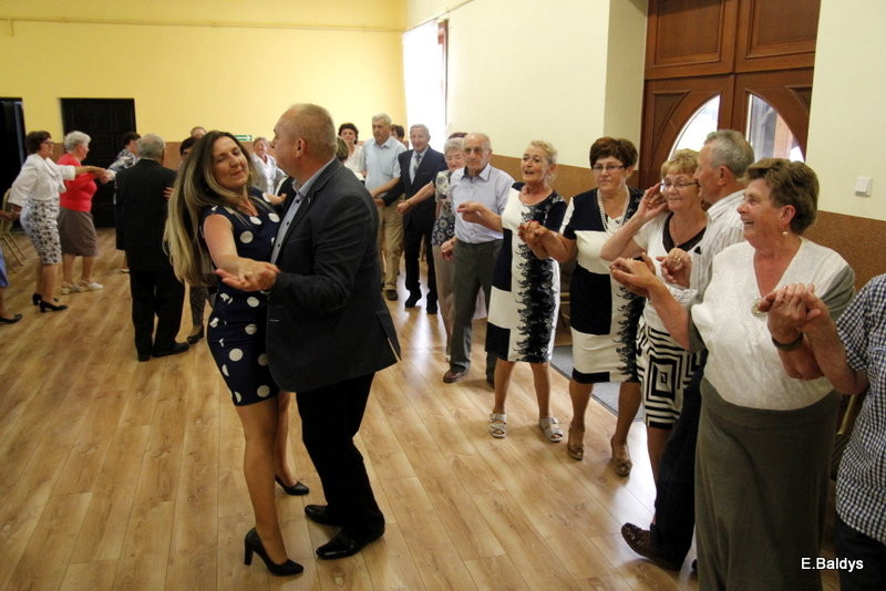 W Belęcinie seniorzy świętowali Dzień Matki i Ojca (zdjęcia)