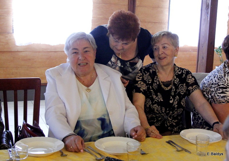 Biesiadą zakończył Rok Akademicki UTW w Lesznie(zdjęcia)